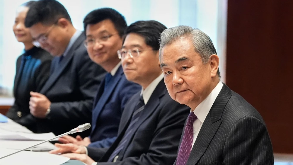 China FM tells EU diplomats not to blame Beijing for bloc's problems